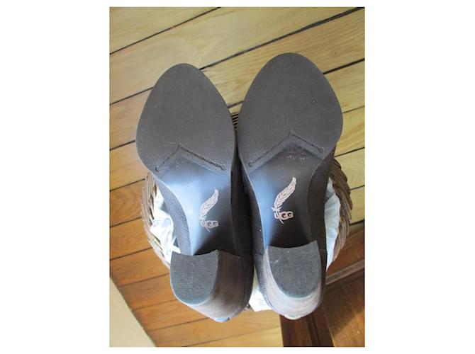 Ugg Schnürstiefel, Pointure 37. Braun - Ansicht 2