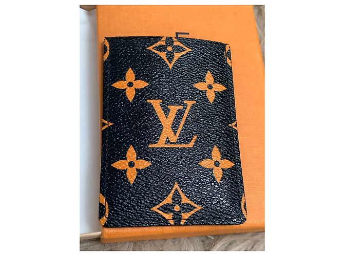 Louis Vuitton Titolare della carta Nero Arancione - vista 4