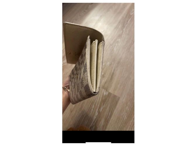 Louis Vuitton Sarah Geldbörse Beige Leder - Ansicht 5