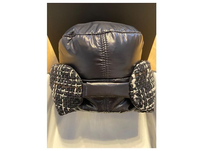 Chanel Chapka nero , Taille S , Neuve - vista 4