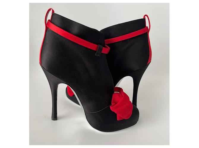 Dsquared2 stivaletti con fiocco rosso Nero - vista 9