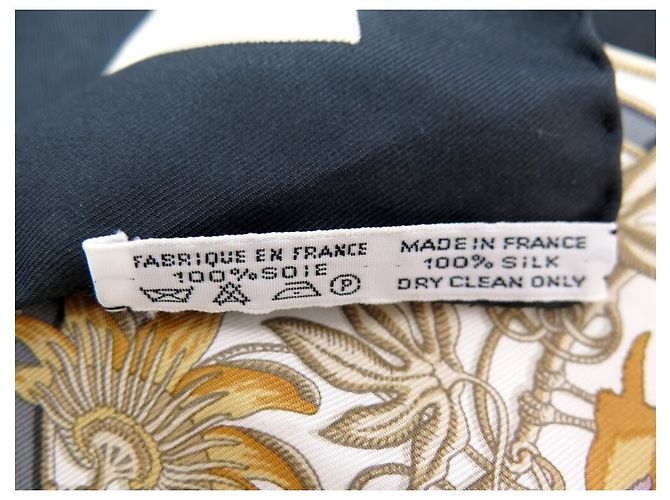 Hermès NUOVA SCIARPA HERMES CARAIBES VAUZELLES GAVROCHE 45 SCIARPA IN SETA QUADRATO Nero - vista 7