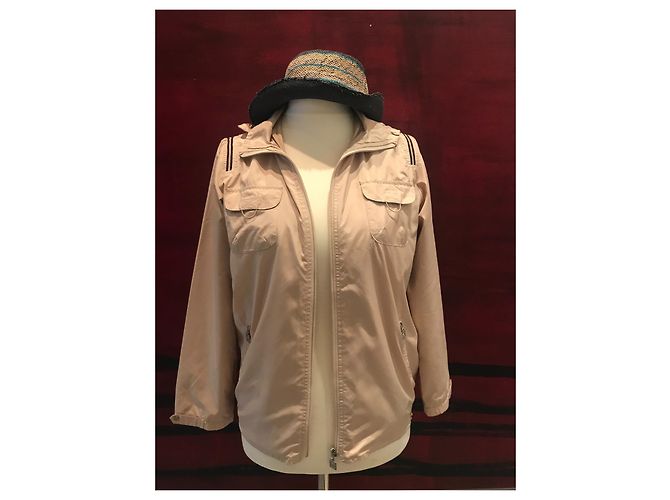 Giacca con cappuccio Chanel in nylon beige e nera Nero - vista 15