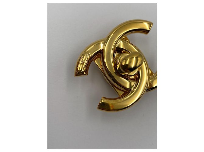 CHANEL chiusura originale CC turnlock Oro D'oro - vista 3