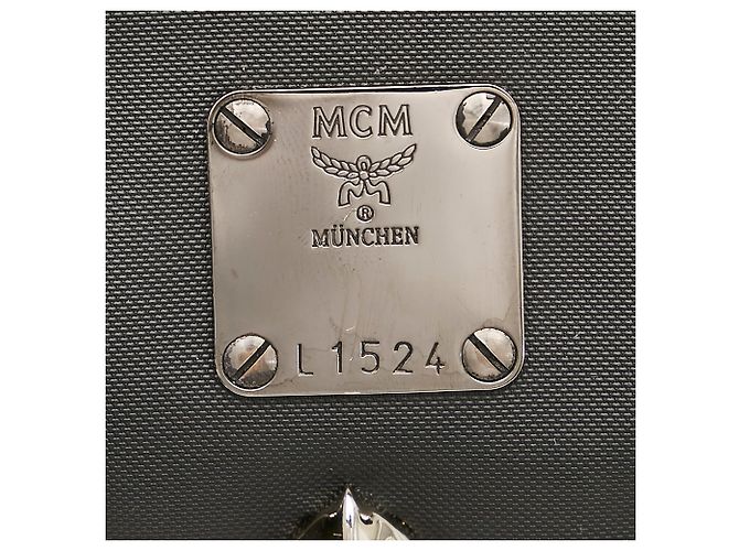 MCM Pochette in pelle nera con borchie - vista 6