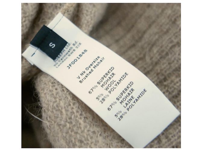 Suéter extragrande de mohair cepillado con cuello en V de Joseph - vista 5