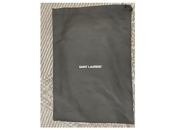 Downtown Yves Saint Laurent Black Suede Star Studded Kate Nero - vista 13