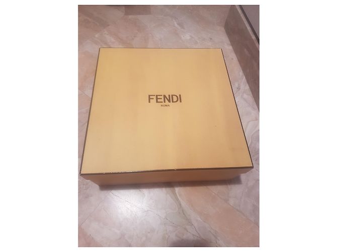 Botines Fendi Beige - vista 2