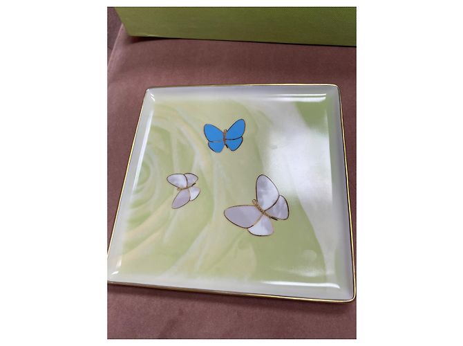 Vide poche Van Cleef & Arpels en porcelaine motif papillon vert - vue 10