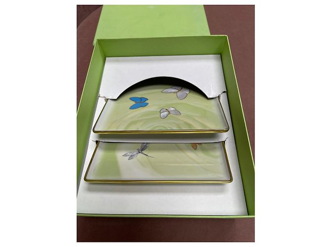 Vide poche Van Cleef & Arpels en porcelaine motif papillon vert - vue 2