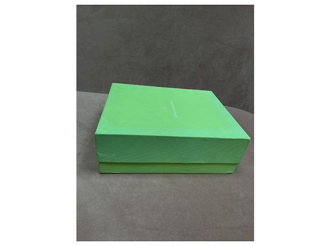 Vide poche Van Cleef & Arpels en porcelaine motif papillon vert - vue 5