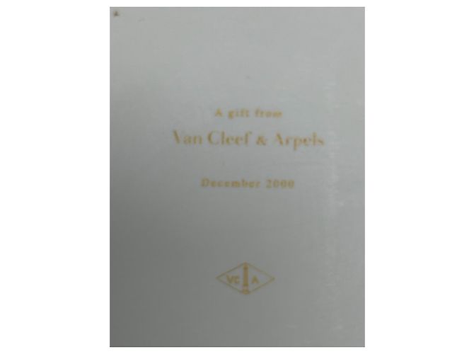Vide poche Van Cleef & Arpels en porcelaine motif papillon vert - vue 7
