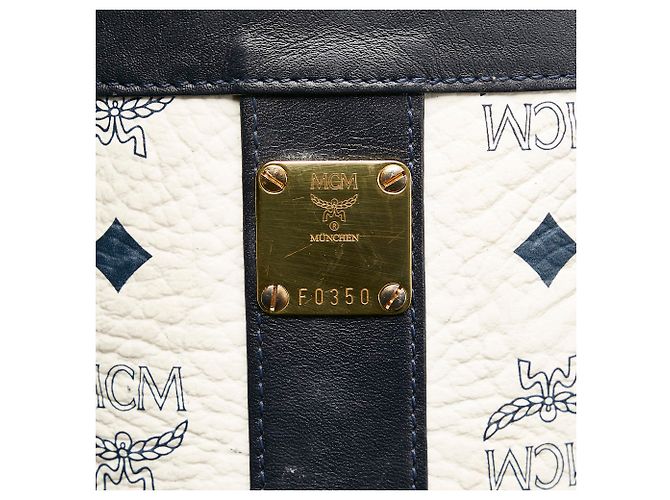 Borsa a secchiello MCM in pelle con visiera bianca - vista 7