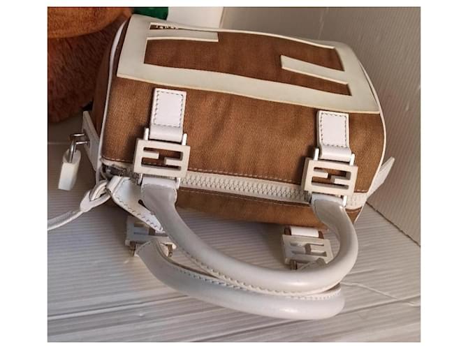 Fendi mini bag borsa a mano Bianco Beige - vista 3