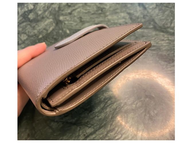 Portafoglio Céline Medium Strap Taupe e Celeste in Pelle Beige - vista 12