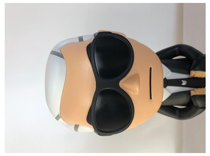 Poupée Karl Lagerfeld Tokidoki Noire - vue 4