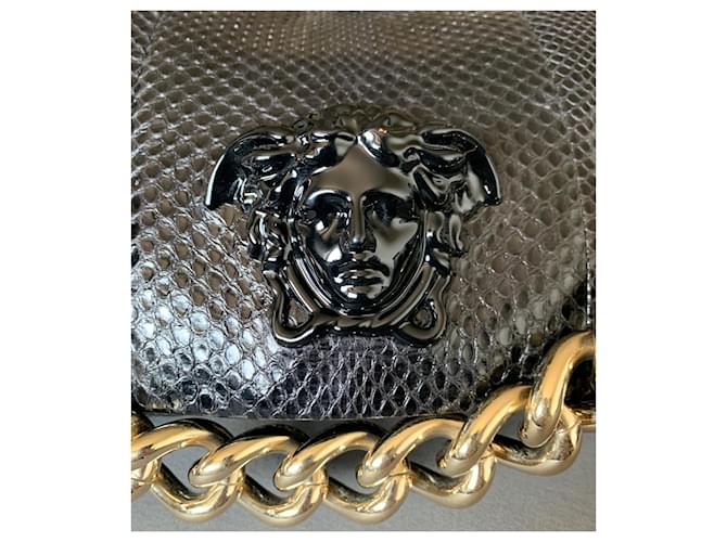 Bolsa Versace Palazzo em python preto - vista 15