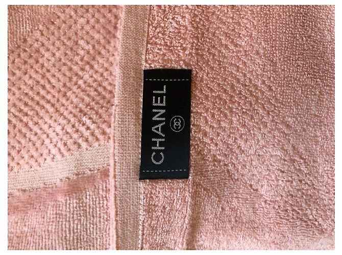 Serviette de bain Chanel Camélia en coton rose - vue 6