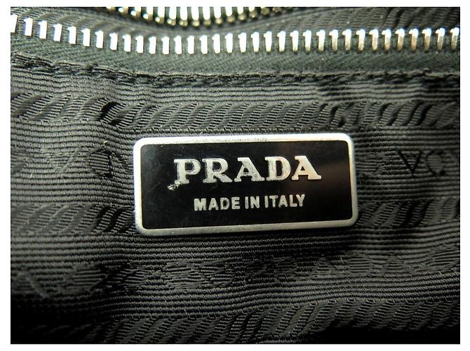 BOLSA DE MÃO PRADA EM LONA DE NYLON ACOLCHOADO PRETO - vista 10