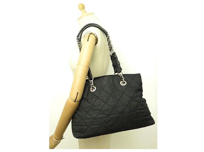 BOLSA DE MÃO PRADA EM LONA DE NYLON ACOLCHOADO PRETO - vista 7
