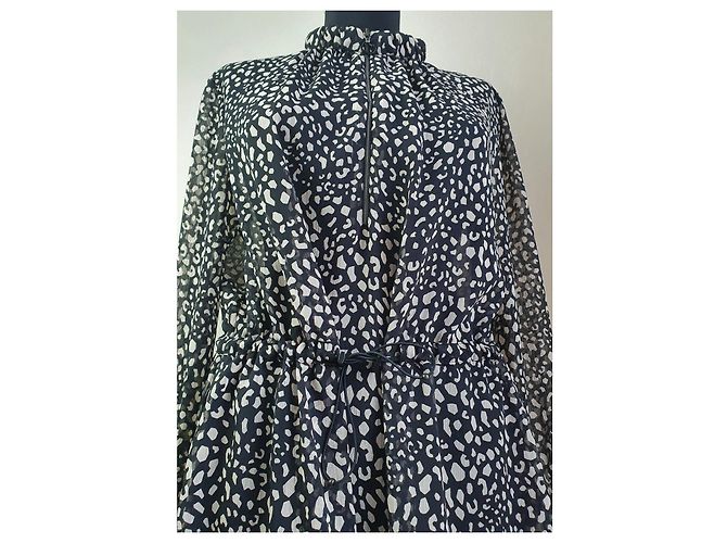 Marc Cain Bluse mit Reißverschluss Schwarz Viskose - Ansicht 3