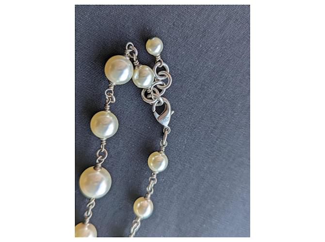 Chanel CC A20Collana lunga V Logo Classic perla e cristallo Argento - vista 10