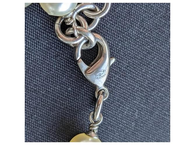 Chanel CC A20Collana lunga V Logo Classic perla e cristallo Argento - vista 3