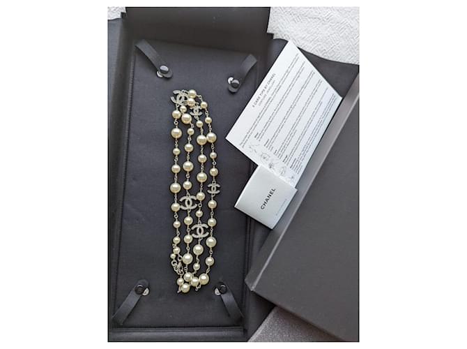 Chanel CC A20Collana lunga V Logo Classic perla e cristallo Argento - vista 6