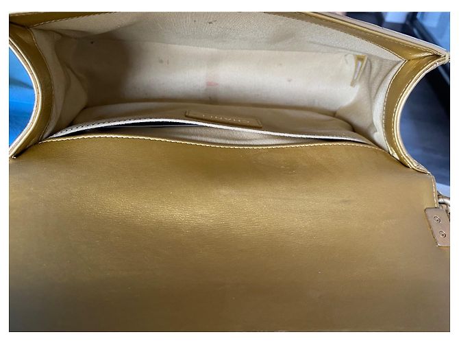 Boy Chanel Niño Dorado - vista 18