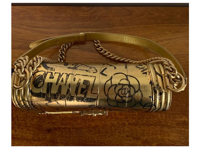 Boy Chanel Niño Dorado - vista 4