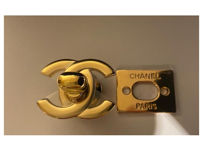 CHIUSURA CC ORIGINALE CHANEL ( Borsa senza tempo ) Gold hardware - vista 5
