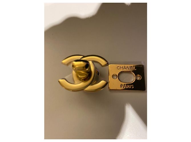 CHIUSURA CC ORIGINALE CHANEL ( Borsa senza tempo ) Gold hardware - vista 6