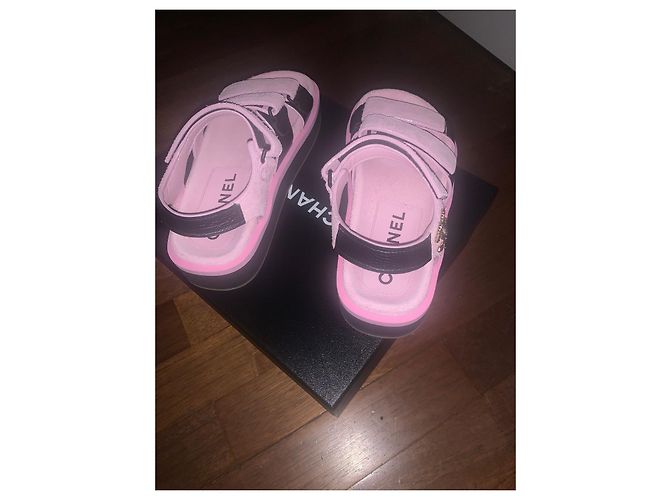 Sandali Chanel Rosa in Pelle di Cervo - vista 7