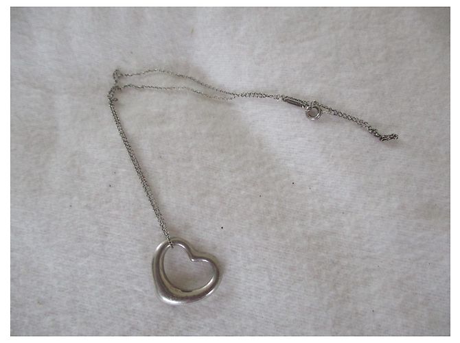 Collana Tiffany & Co Elsa Peretti Open Heart in argento - vista 2