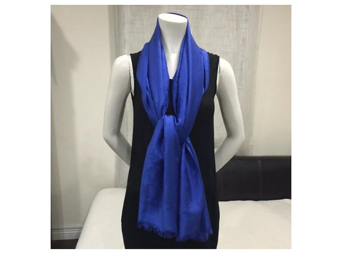 Sciarpa blu royal con monogramma classico Louis Vuitton - vista 5