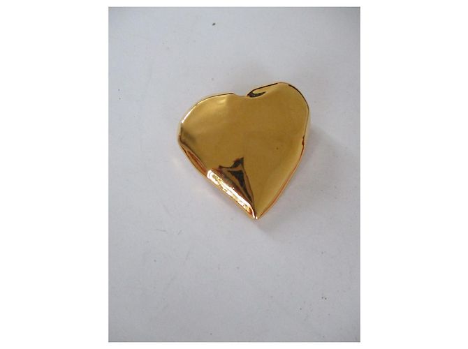 Christian Lacroix Spilla a cuore "urtato".. D'oro - vista 3