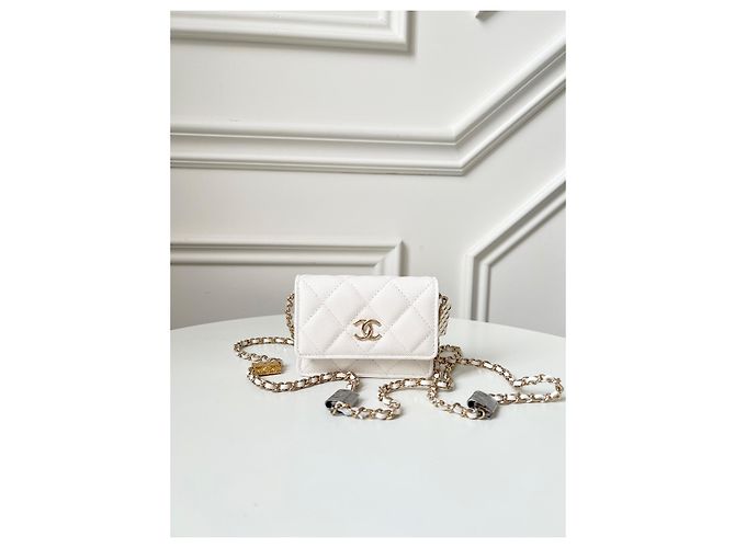 Wallet On Chain Tarjetero con cadena Chanel blanco de piel - vista 2