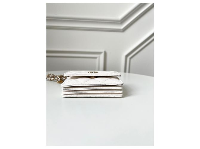 Wallet On Chain Tarjetero con cadena Chanel blanco de piel - vista 5
