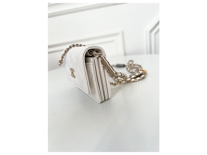 Wallet On Chain Tarjetero con cadena Chanel blanco de piel - vista 7
