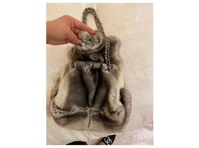 Borsa Chanel in pelliccia di chinchilla grigio scuro Grigio antracite - vista 14