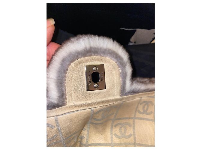 Borsa Chanel in pelliccia di chinchilla grigio scuro Grigio antracite - vista 5