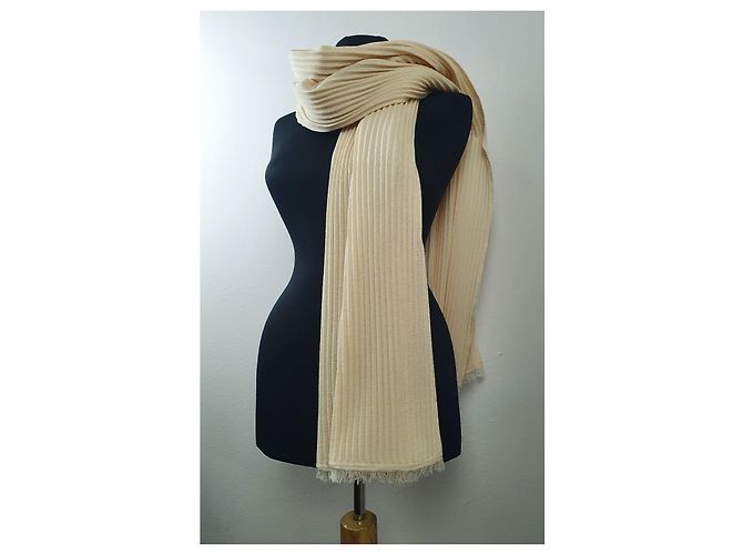 Sciarpa Marc Cain in lana beige - vista 3