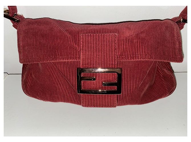Fendi Baguette Rossa in Tessuto Rosso - vista 6