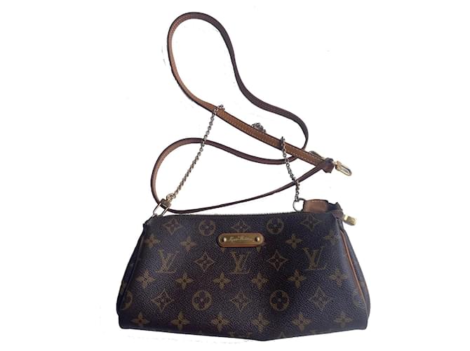 Louis Vuitton Monogramma di Eva Marrone scuro - vista 2
