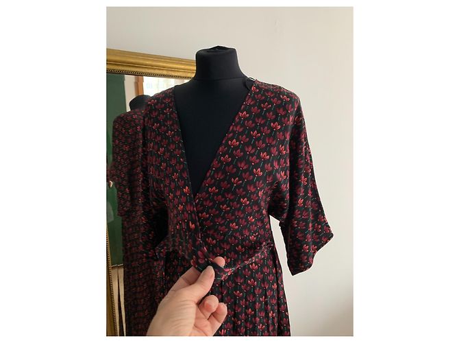Diane Von Furstenberg Maxikleid aus Seide mit Blumenmuster Schwarz Rot Grün - Ansicht 15