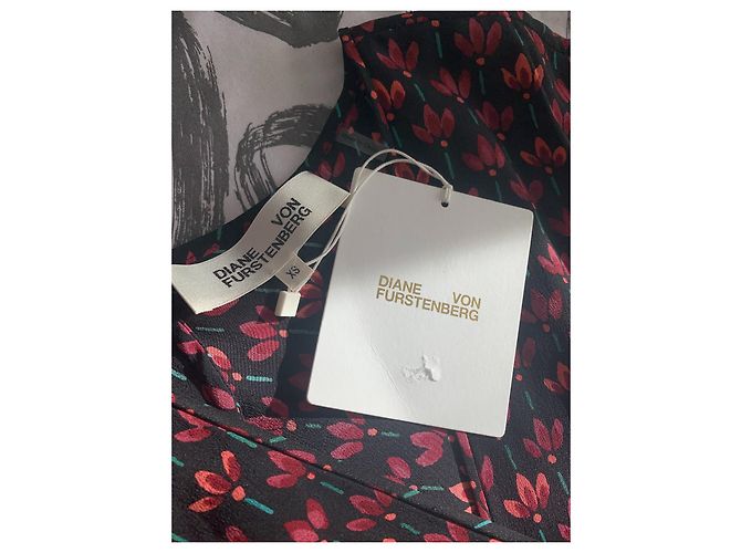 Diane Von Furstenberg Maxikleid aus Seide mit Blumenmuster Schwarz Rot Grün - Ansicht 18