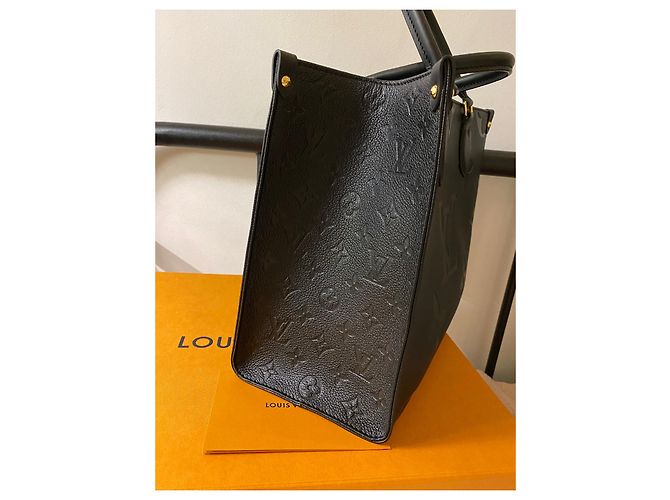 Louis Vuitton Onthego MM monogramma in pelle Empreinte nero - vista 4