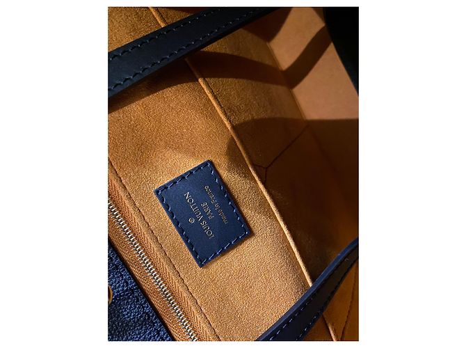 Louis Vuitton Onthego MM monogramma in pelle Empreinte nero - vista 8