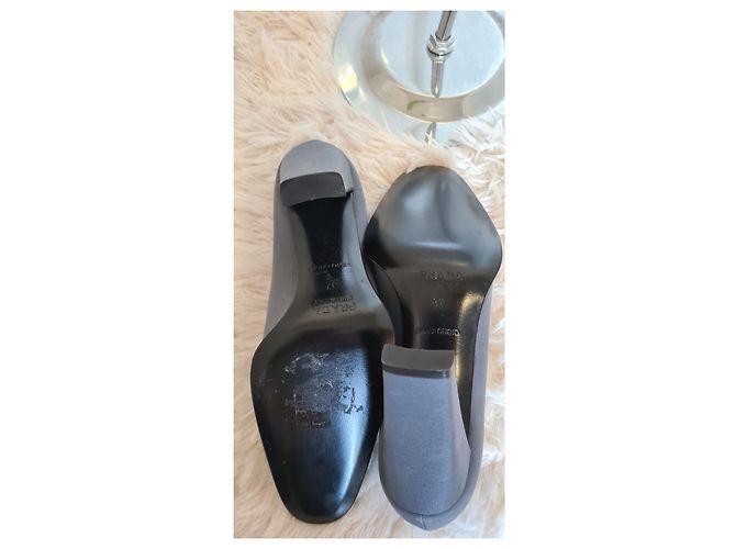 Prada Pumps Grau Stoff Grösse 37 - Ansicht 4