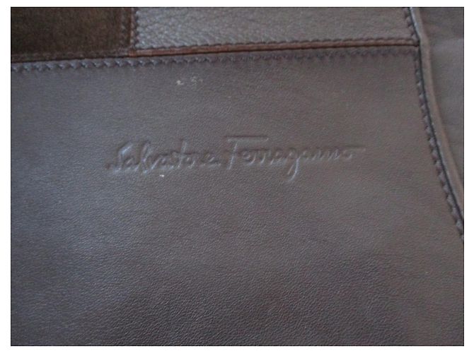 Salvatore Ferragamo Chocolate leather messenger bag. Dark brown - view 7
